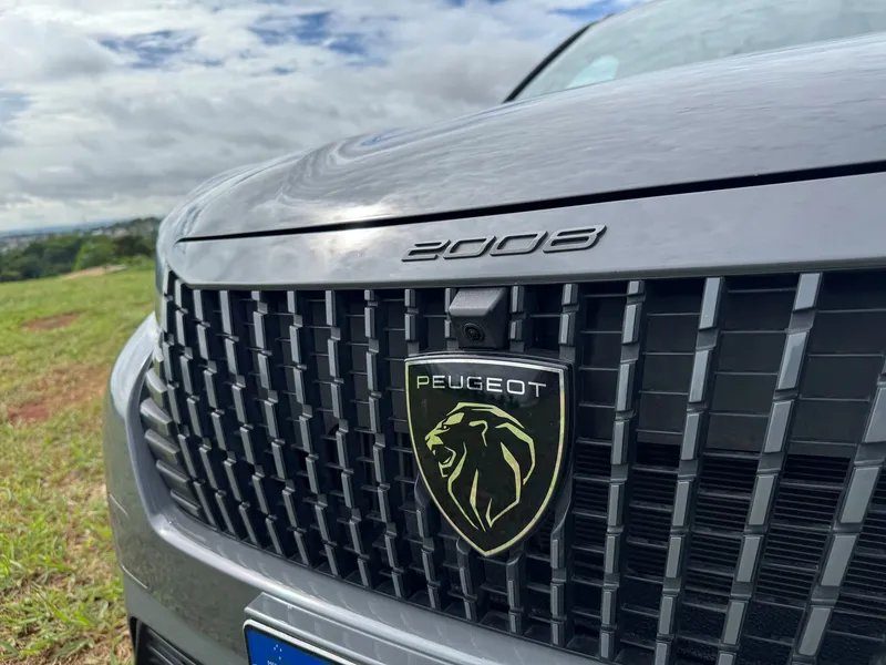 Teste: Peugeot 2008 2025 estabelece um novo momento para a marca no Brasil