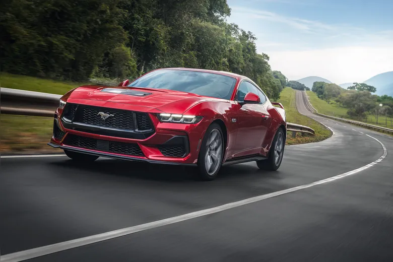 
		Ford anuncia o Mustang com câmbio manual em 2025 no Brasil