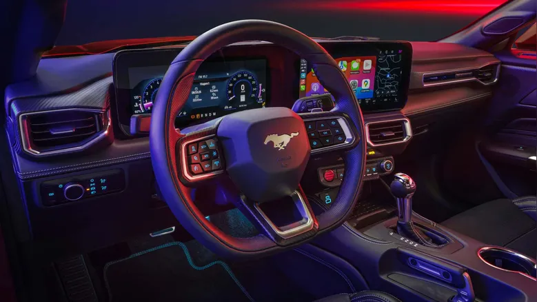 
		Teste: Aceleramos o Mustang GT Performance 2025 com seus 488 cv de potência