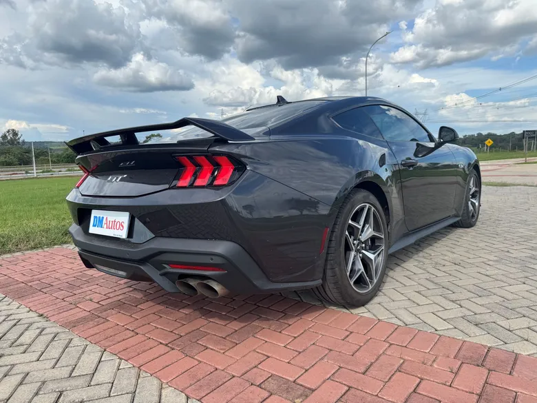 
		Teste: Aceleramos o Mustang GT Performance 2025 com seus 488 cv de potência