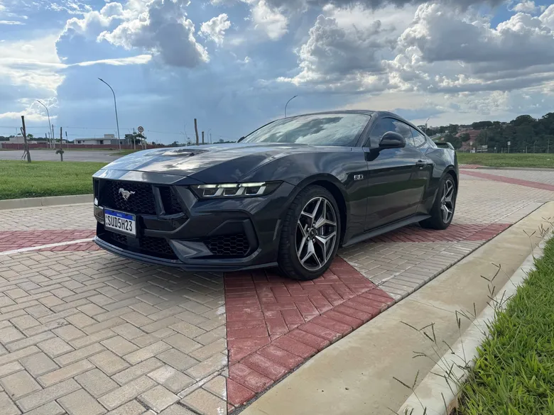 
		Teste: Aceleramos o Mustang GT Performance 2025 com seus 488 cv de potência
