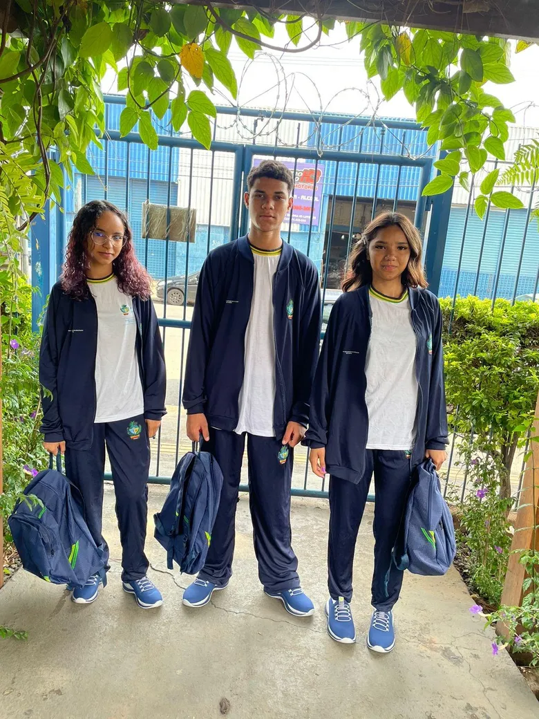 
		Governo de Goiás entrega 560 mil kits escolares para estudantes