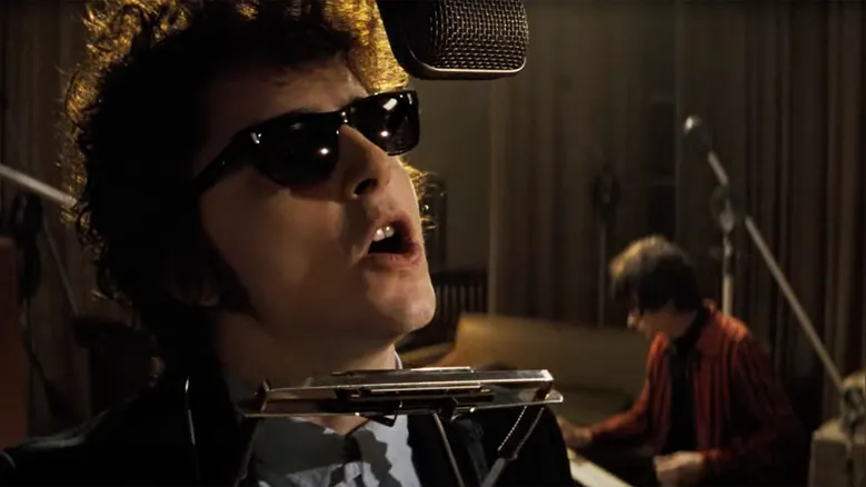 
		Timothée Chalamet encarna Bob Dylan em aguardado filme