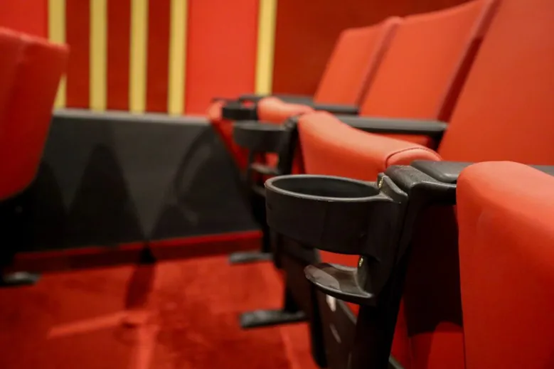 
		Cine Cultura é entregue repaginado em solenidade com exibição de filme