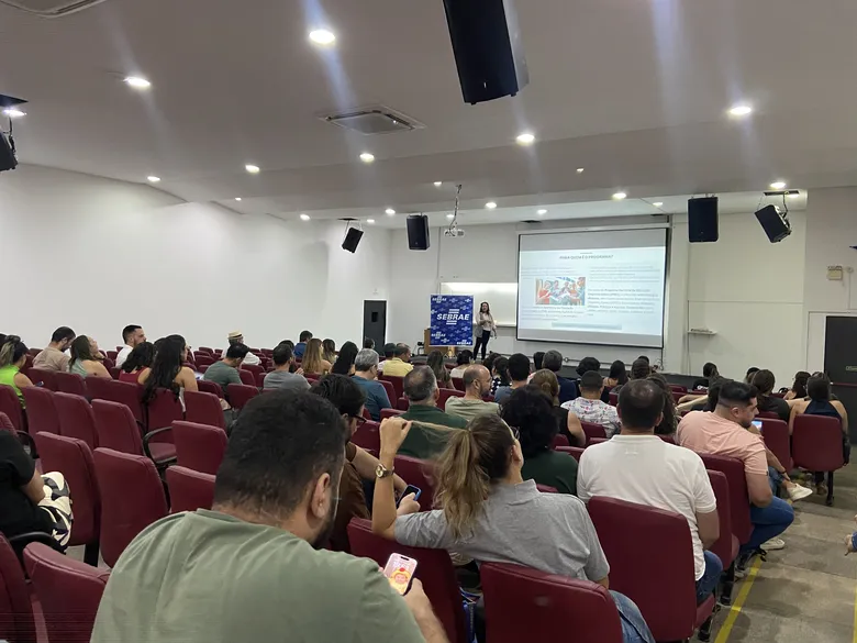 
		Palestra promovida pela UniAraguaia e Sebrae aborda competências socioemocionais na educação