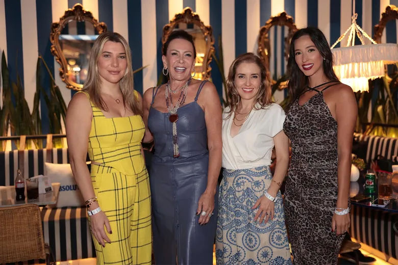 
		Celebrando a vida de Cristina Ribeiro