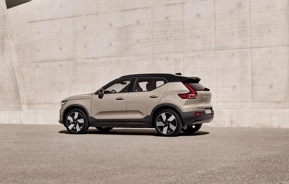 Volvo C40 e XC40 trocam de nome e passam a se chamar EC40 e EX40