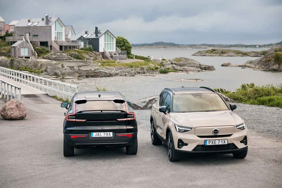 Volvo C40 e XC40 trocam de nome e passam a se chamar EC40 e EX40