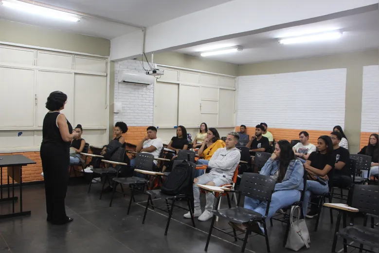 
		Curso de Administração da UniAraguaia recebe calouros com palestra sobre inteligência emocional