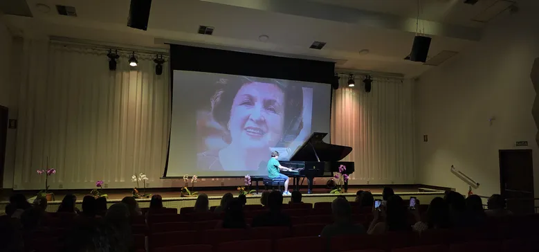Lilian Centro de Música, músicos e intelectuais celebram vida de Belkiss