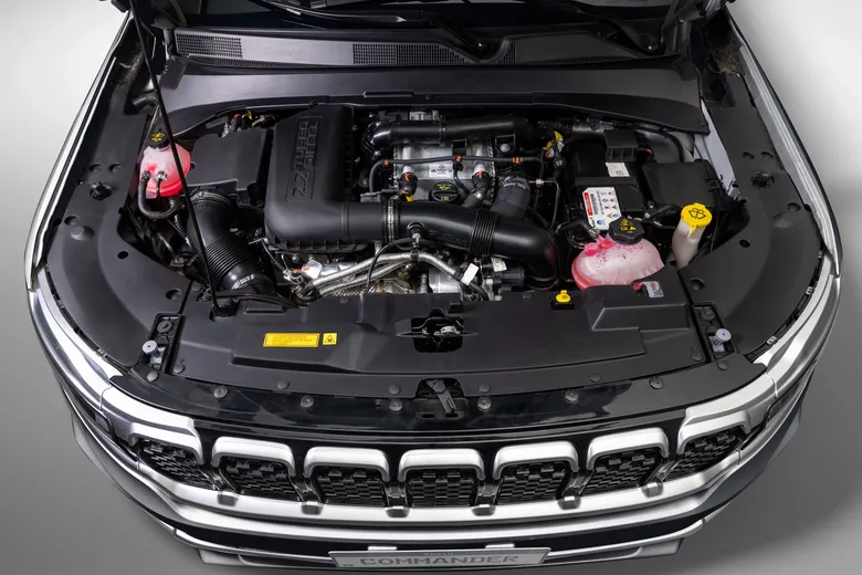 
		Jeep Commander 2025 chega com motorização 2.2 Turbodiesel de 200 cv