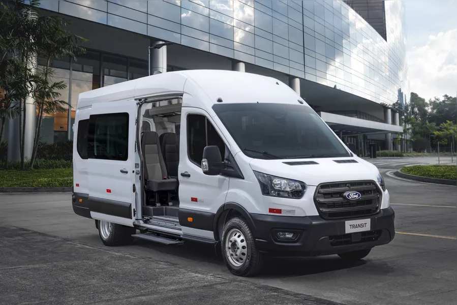 Ford lança a Transit 2026 mais tecnológica, com novas versões e preços a partir de R$ 282.900