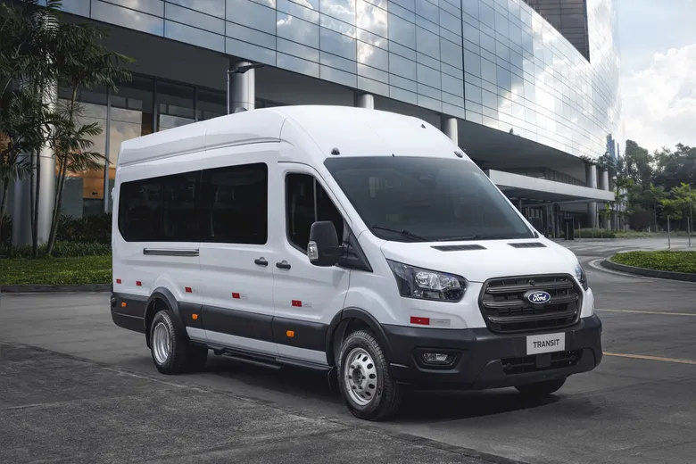 
		Ford lança a Transit 2026 mais tecnológica, com novas versões e preços a partir de R$ 282.900