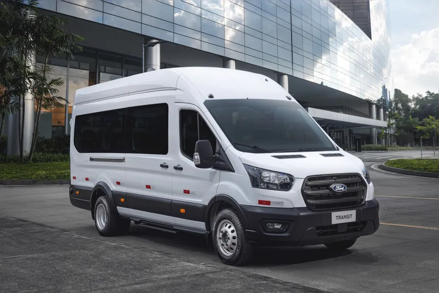 Ford lança a Transit 2026 mais tecnológica, com novas versões e preços a partir de R$ 282.900