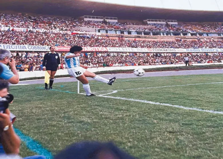 Maior palco do futebol goiano, Serra Dourada completa 50 anos