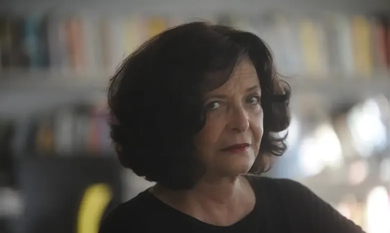 
		Morre Heloísa Teixeira, que mudou rumos do feminismo e da crítica cultural no Brasil