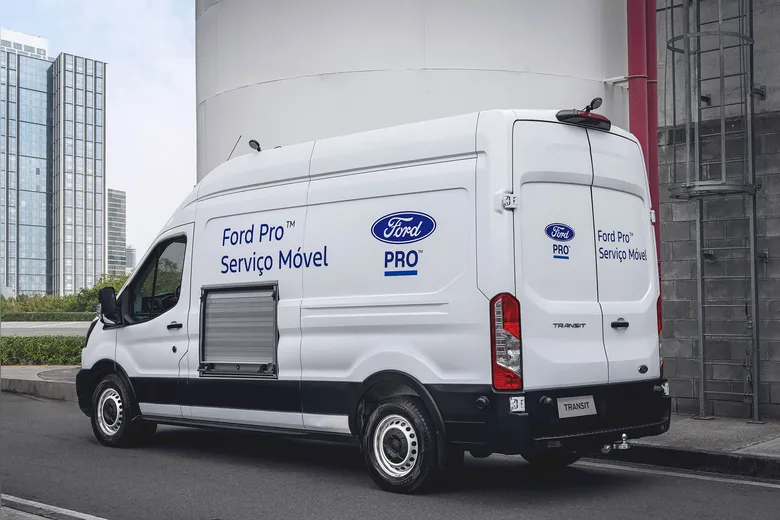 
		Ford Pro vai até o cliente para dar atendimento com Serviço Móvel da Ford