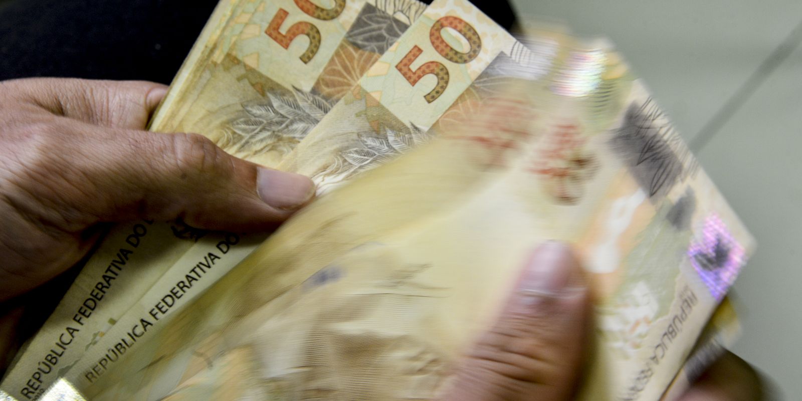 Bolsa Família amplia auxílio em abril