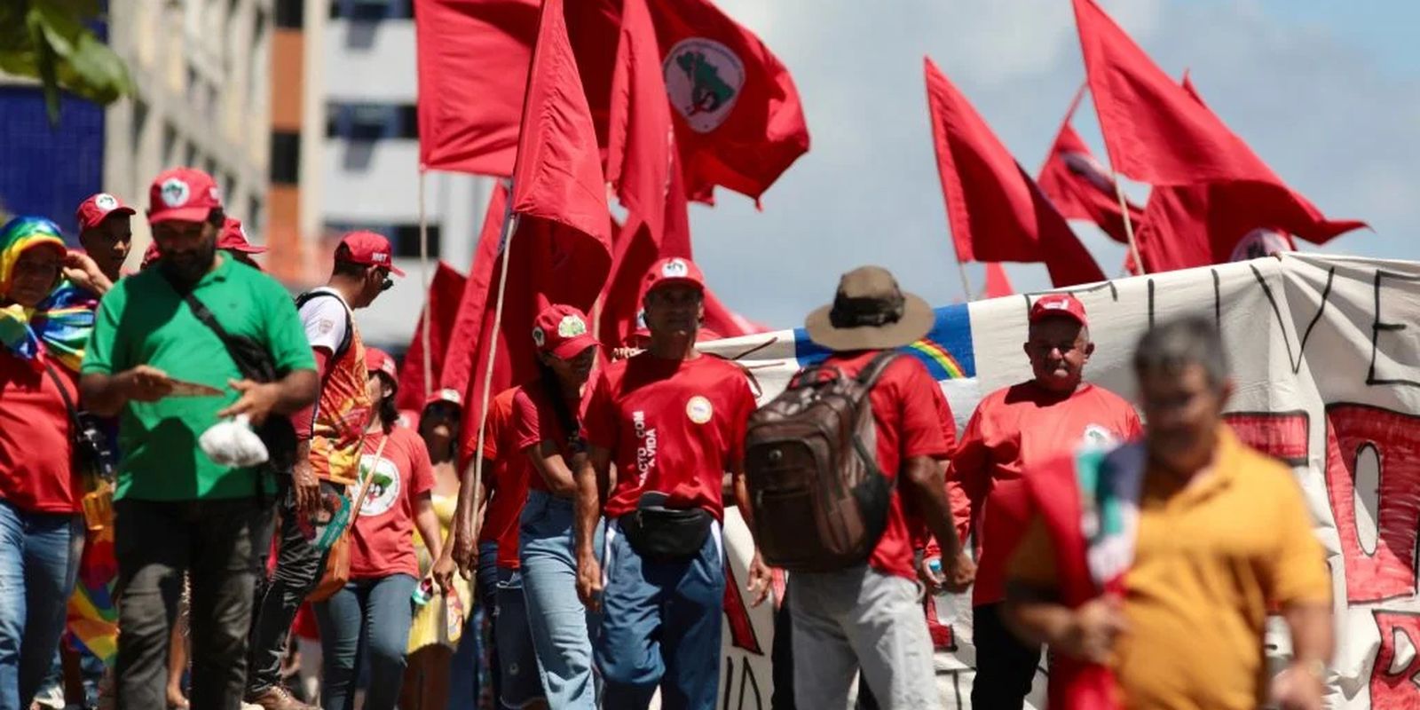 Mobilizações pela reforma agrária ganham força no Brasil