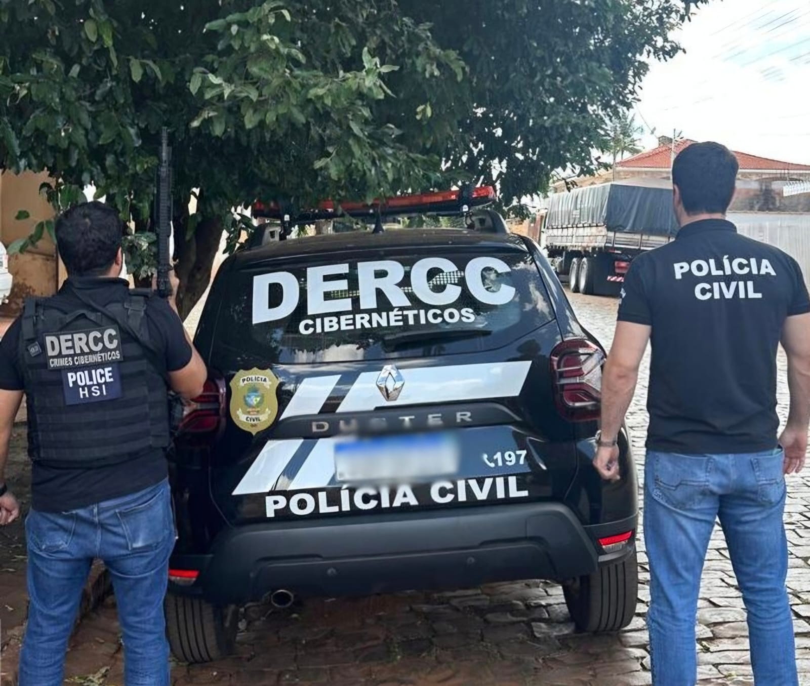 Adolescente suspeito de planejar crimes violentos em massa é alvo de operação da Polícia Civil em Goiatuba