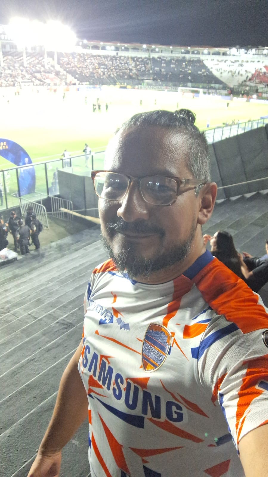 Venezuelano revela laços entre comunidade e futebol no Brasil