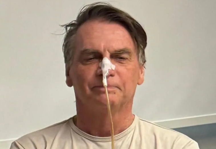 Bolsonaro deve receber alta hospitalar nos próximos dias, informa hospital