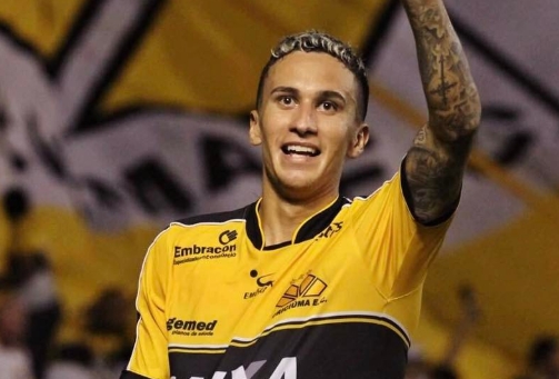 Exclusivo: Dodi ressalta importância do Criciúma na sua carreira: "Muito grato ao clube"