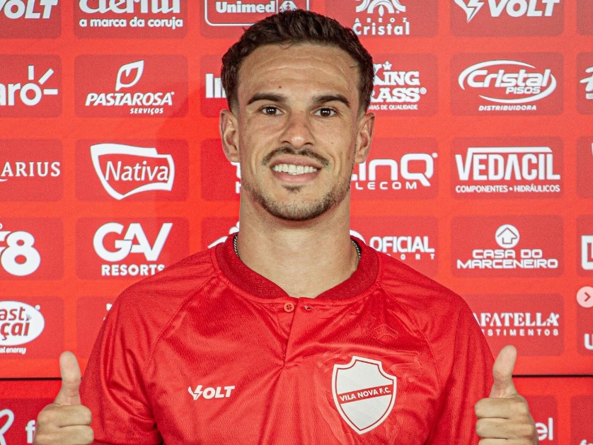 Facundo Labandeira avalia experiência no Vila Nova: "Passo importante"