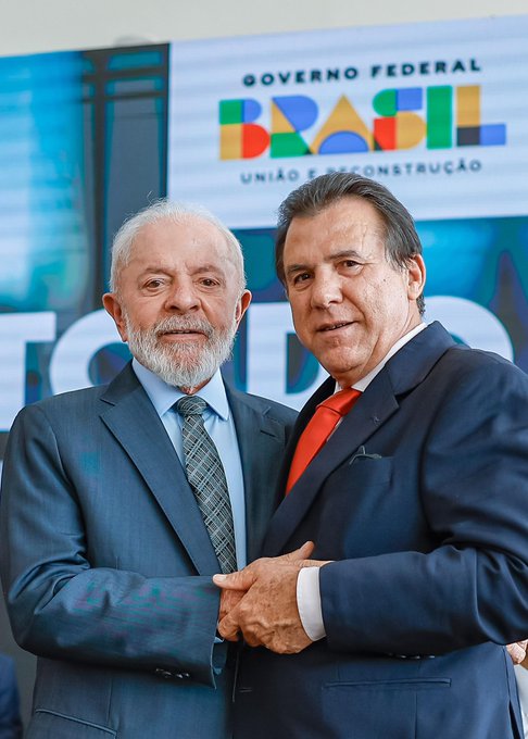 Ministro do Trabalho diz que economia vive 'mau momento' com juros e pede fim da escala 6x1