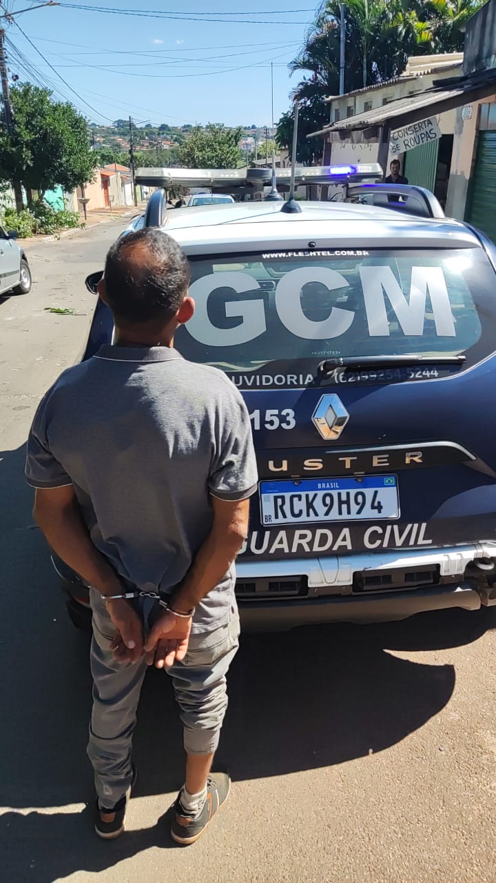 GCM de Senador Canedo detém homem por agredir ex-companheira