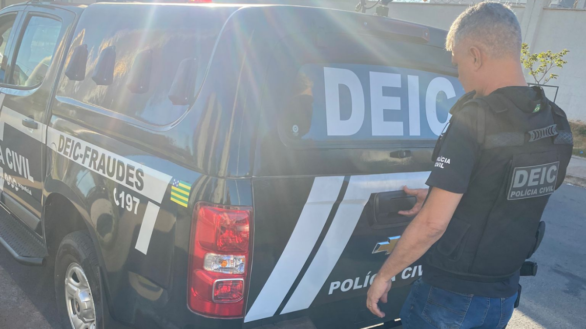 Suspeito de aplicar golpe do novo número e extorquis R$ 100 mil de idosa é preso