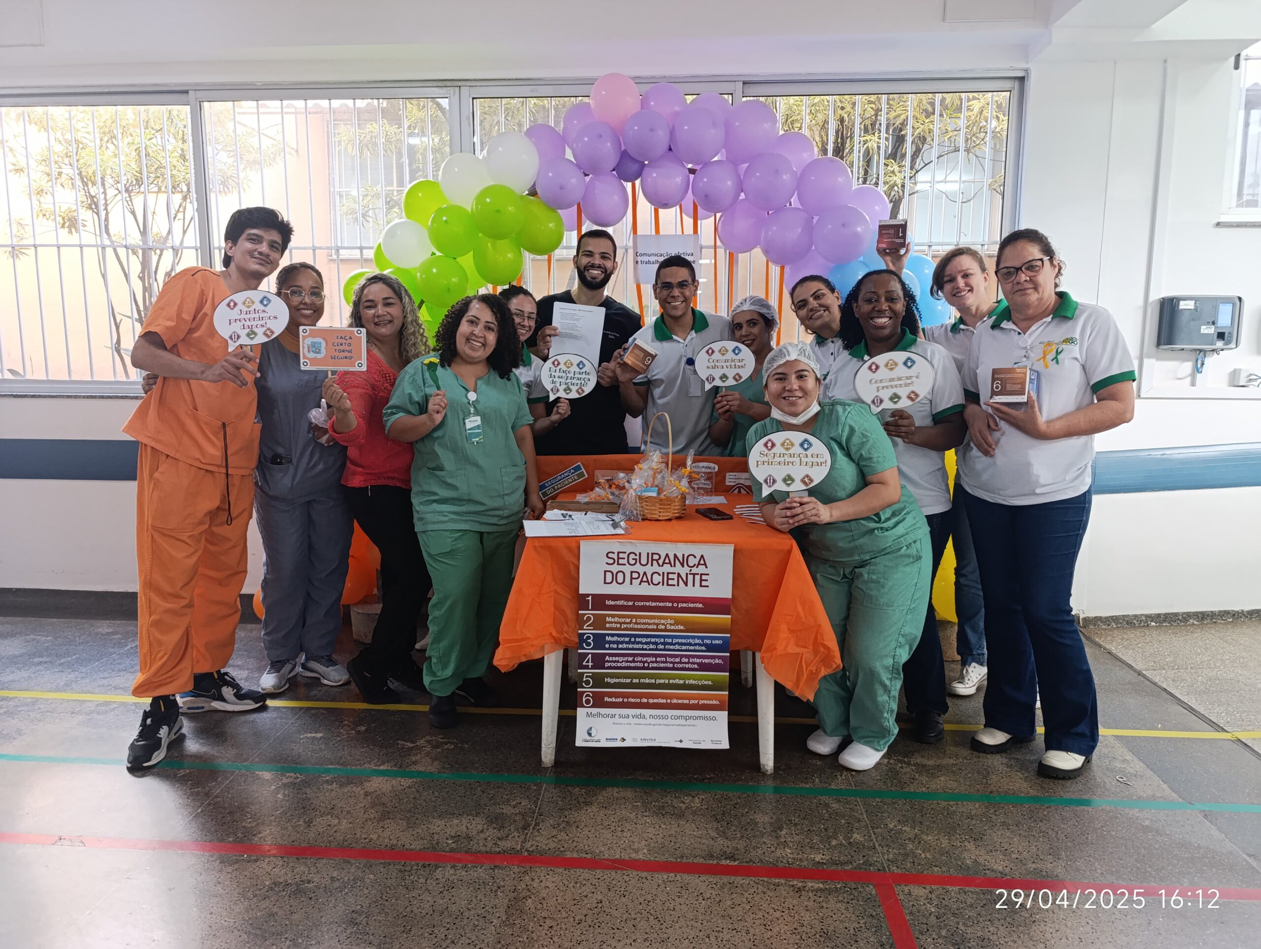 Heapa realiza ação educativa pelo Abril Laranja
