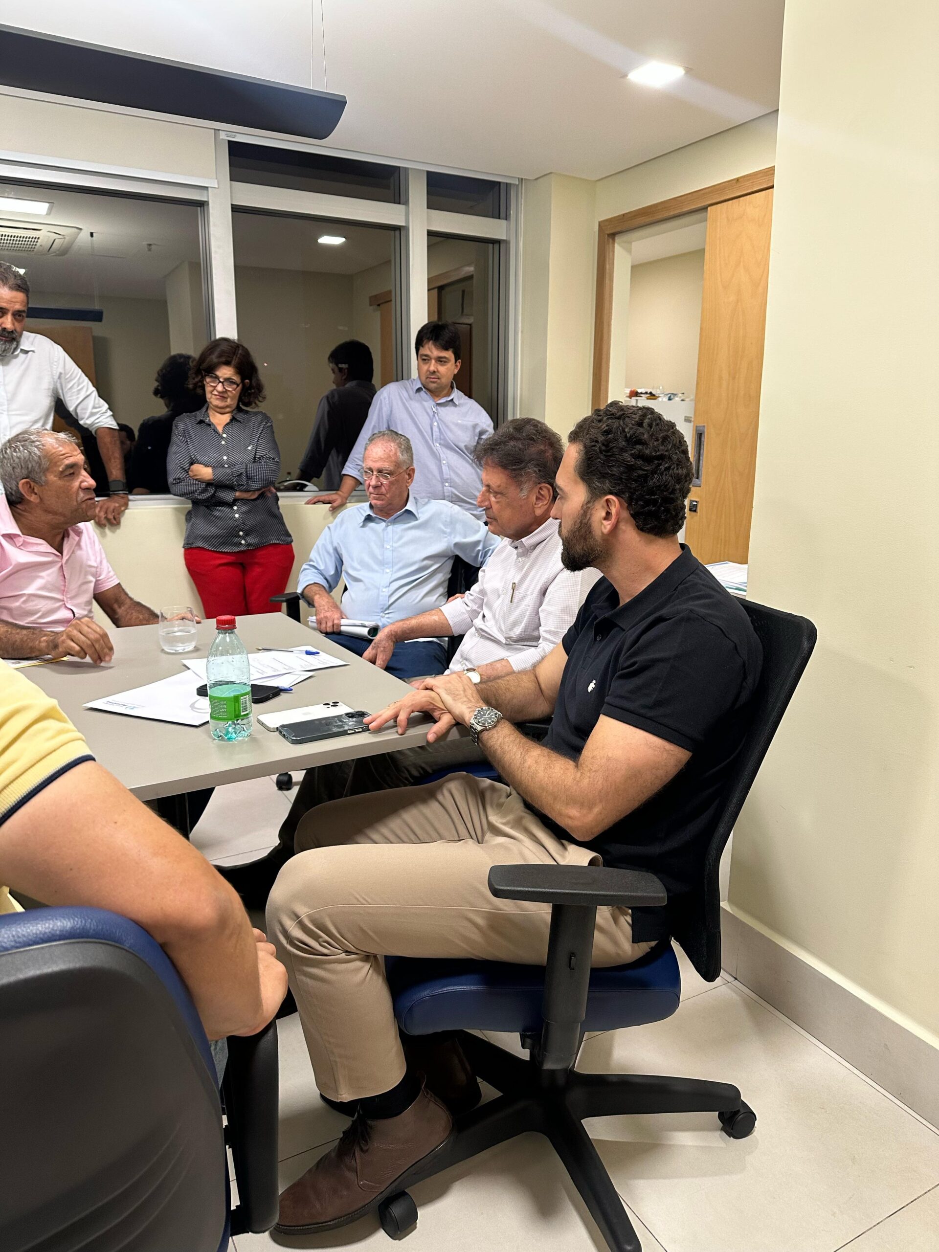 Seinfra viabiliza obras para Professor Jamil