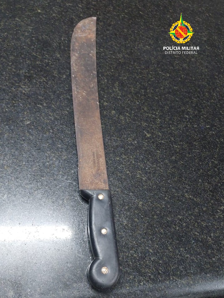 Suspeito é preso em flagrante após espancar e roubar idoso