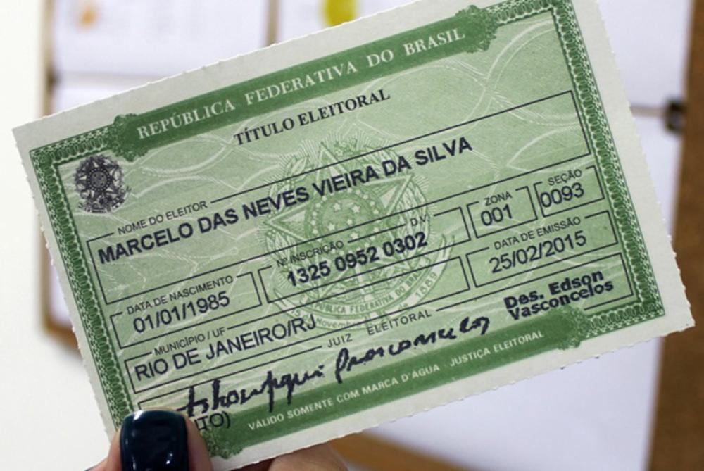 Eleitores goianos em risco de perder título eleitoral