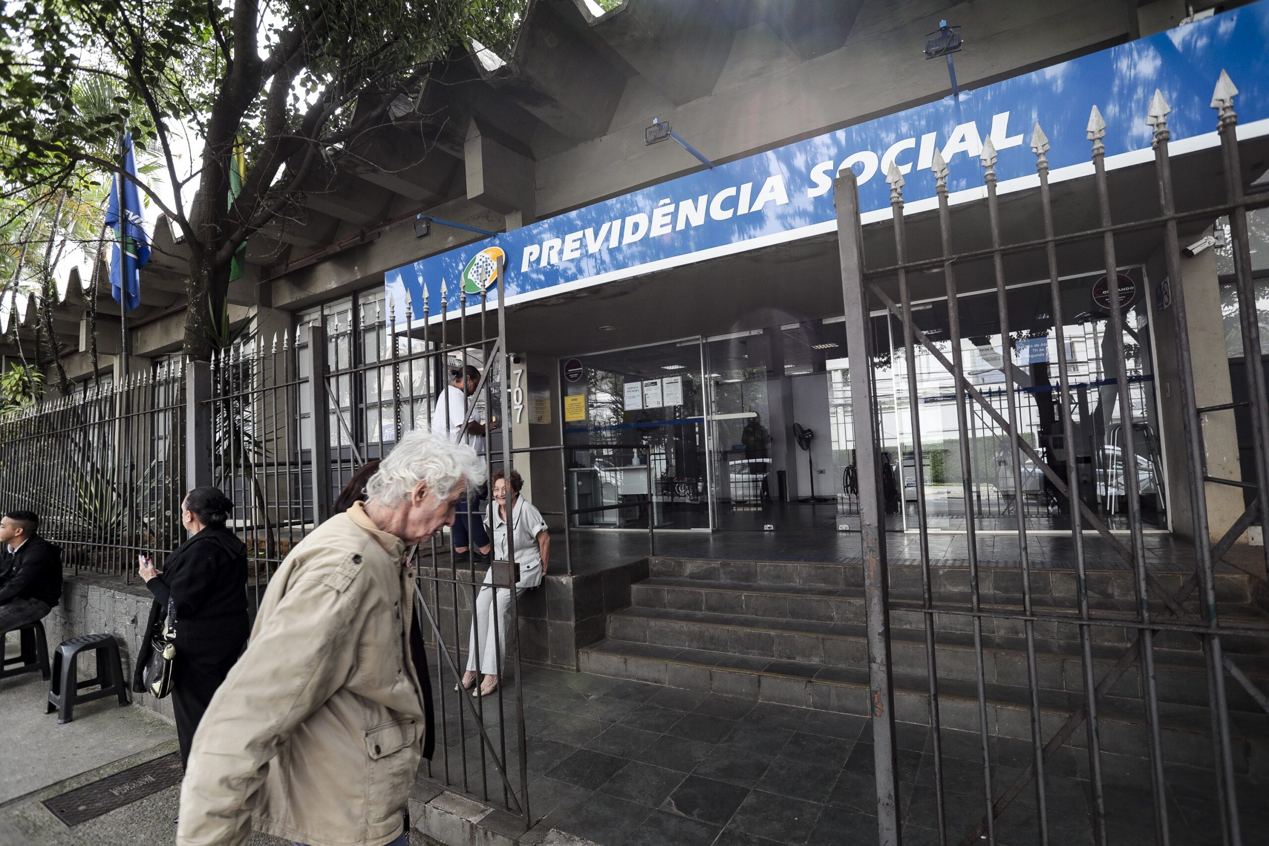 Ressarcimento de aposentados deve ser agilizado após fraudes no INSS