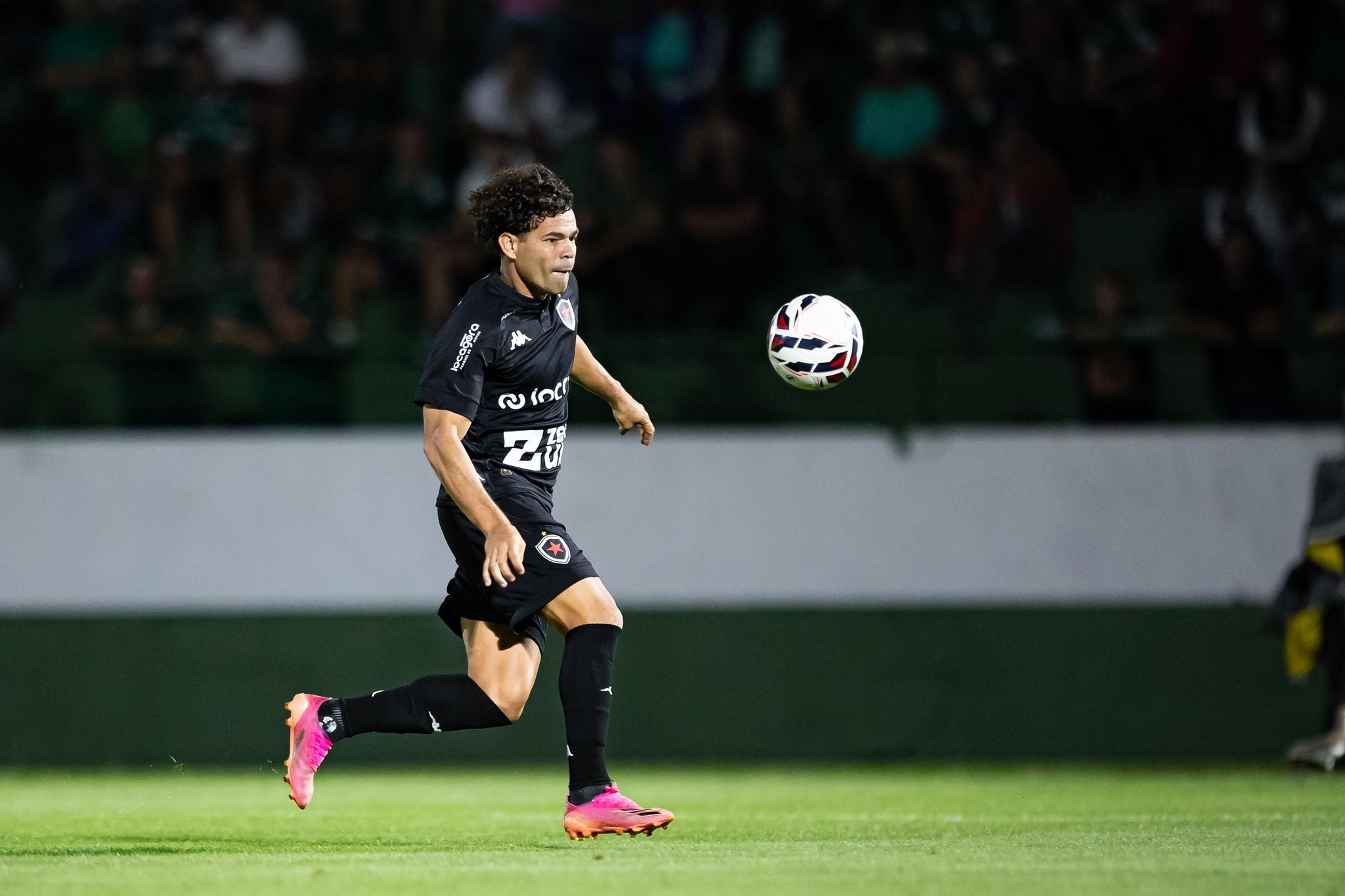 Botafogo-PB enfrenta crise após derrota para o Floresta
