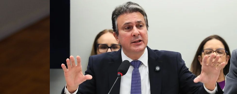 Somos a favor do EAD, mas povo não quer enfermeiro formado 100% a distância, diz ministro