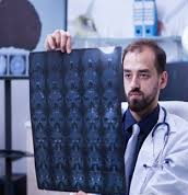 Casos de demência triplicaram na China em 30 anos, mostra estudo