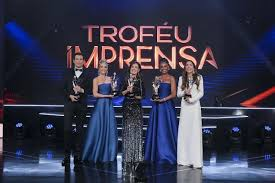 SBT usa Troféu Imprensa para homenagear a Globo