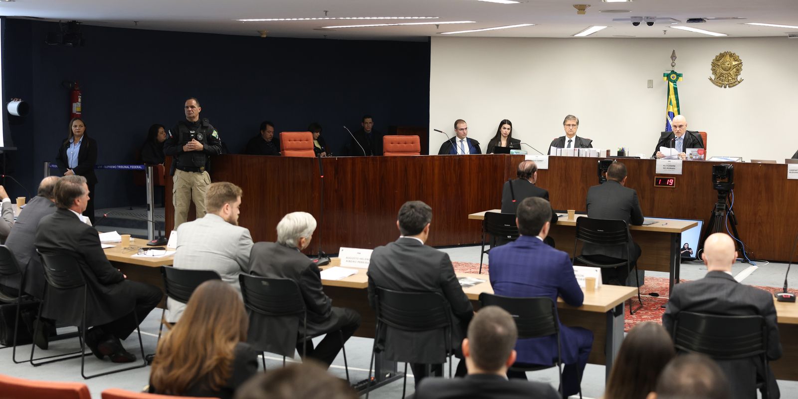 Interrogatórios revelam novas evidências de golpe