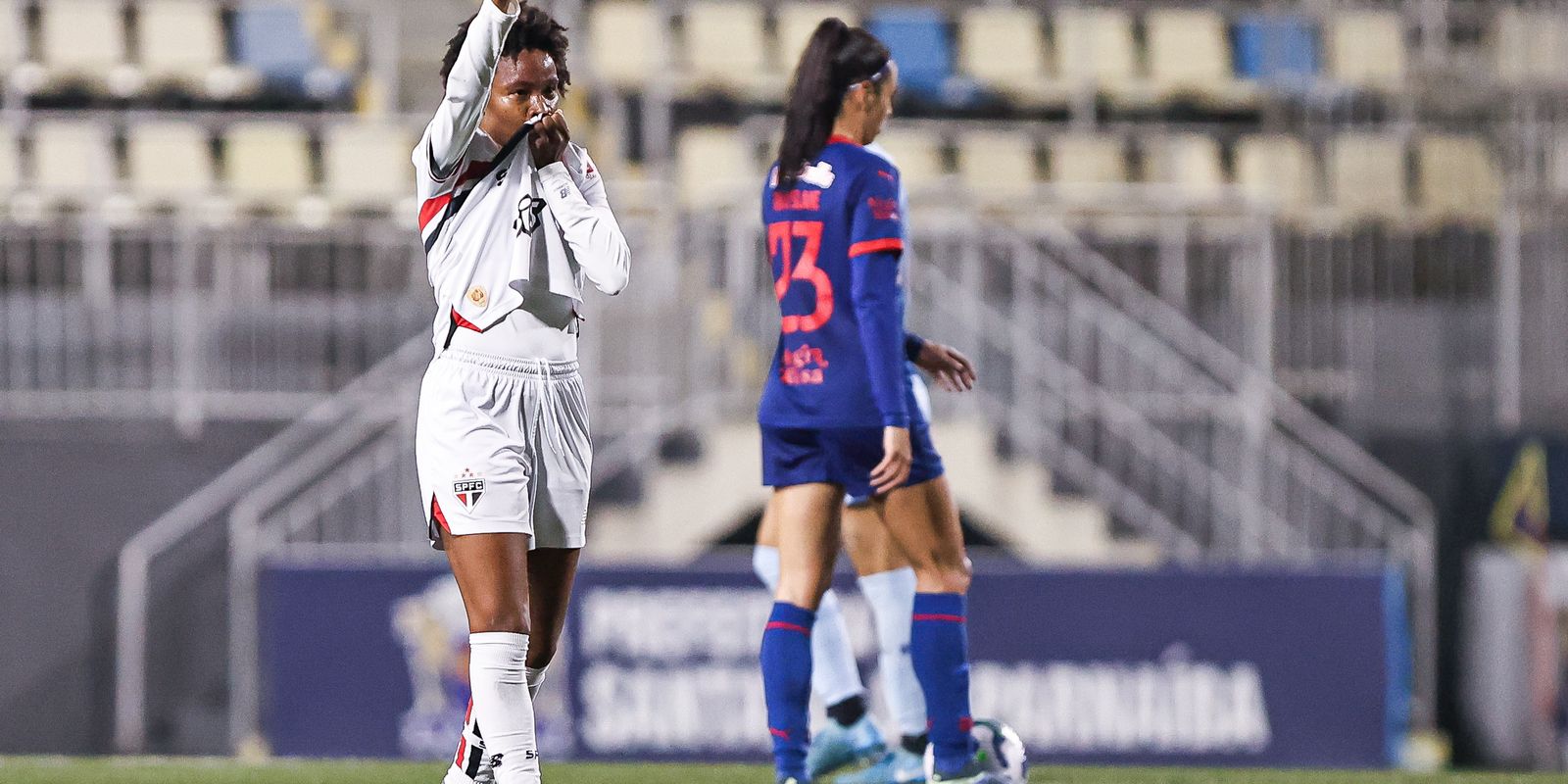 São Paulo avança com goleada impressionante