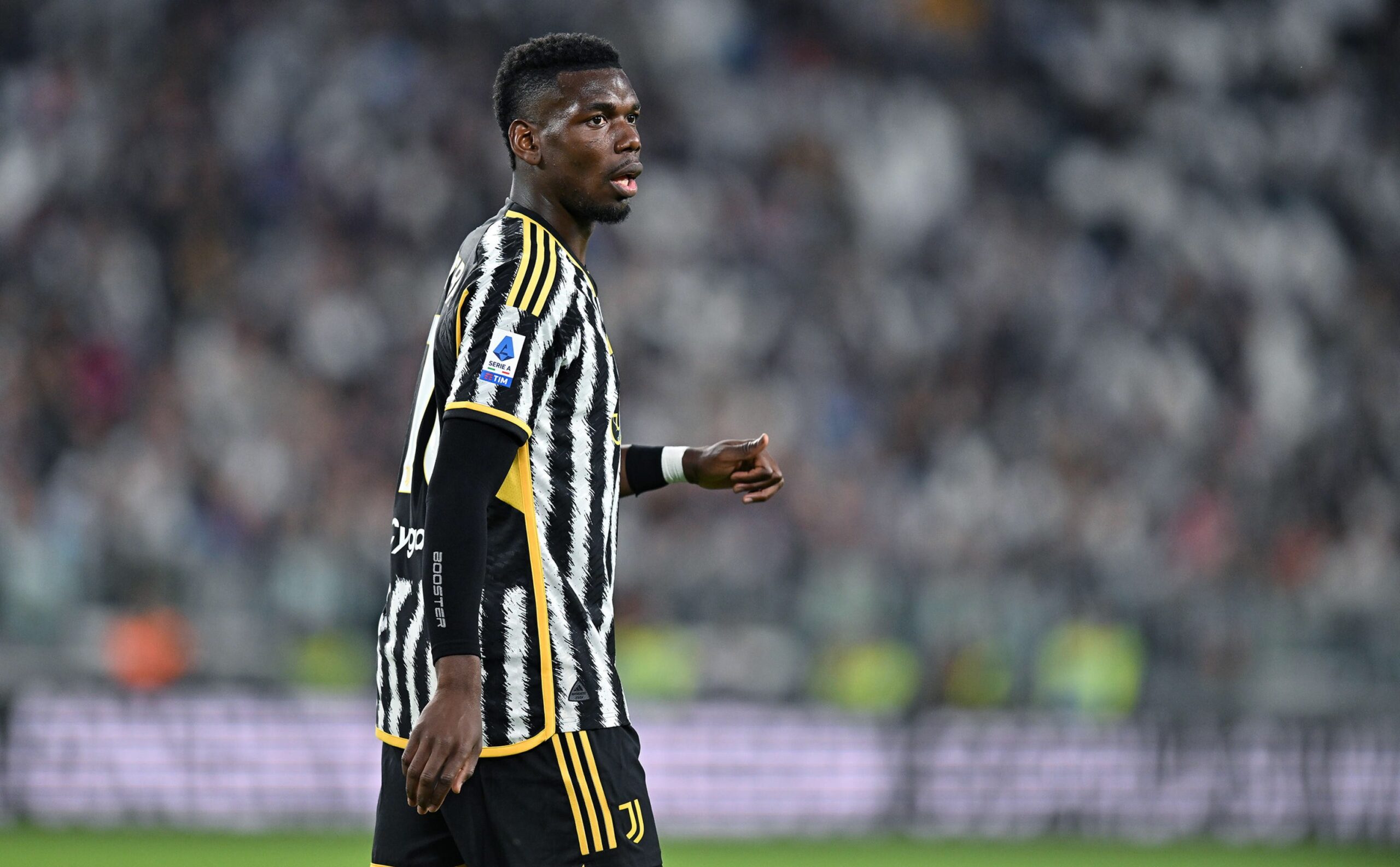 Pogba busca nova chance após suspensão por doping