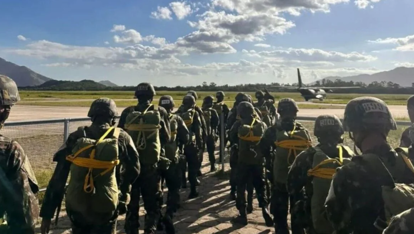 Famílias de militares exigem mudanças no exército após novos acidentes em treinamentos