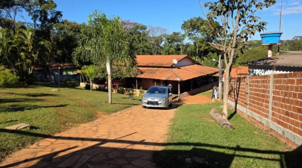 Clínica de reabilitação é interditada em Anápolis após denúncias de maus-tratos e cárcere privado