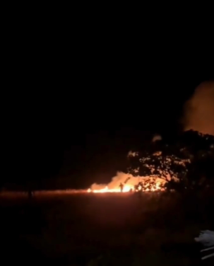 Fogo no arraiá: artefato atinge plantação e assusta convidados em noite de festa
