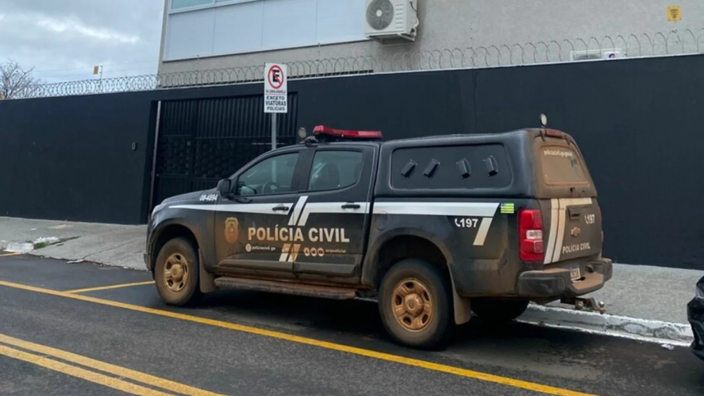 De acordo com a Polícia Civil, a produção clandestina apresentava sérios riscos à saúde da população, além de infringir diversas normas penais e sanitárias