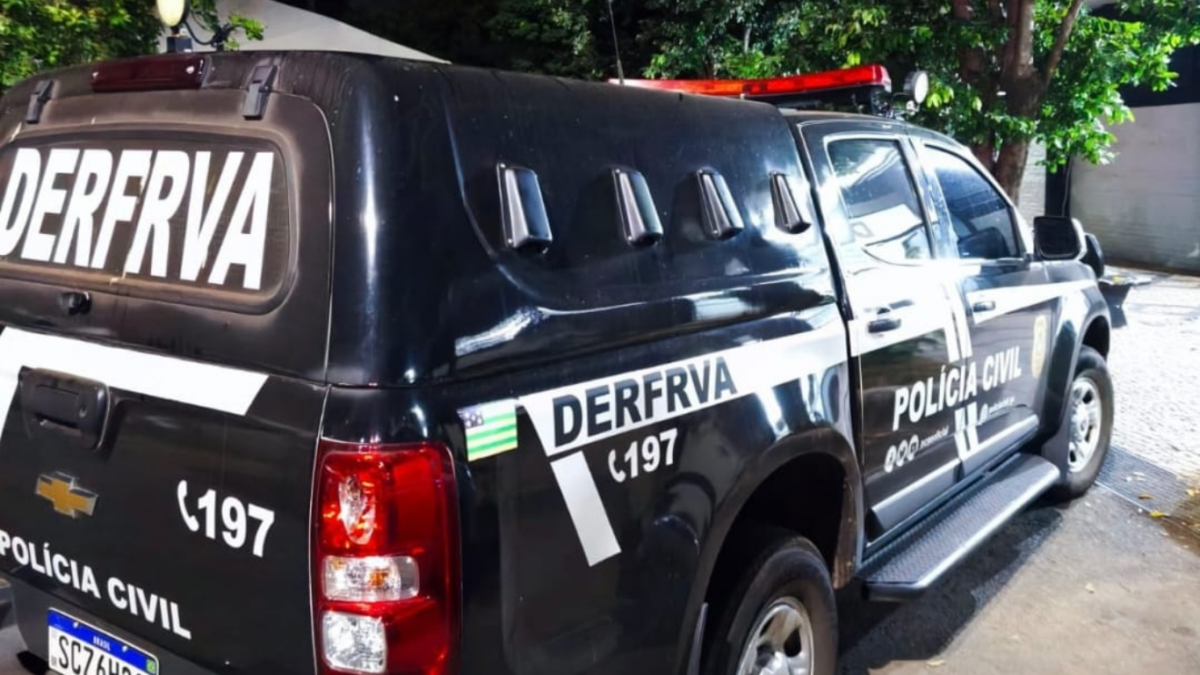 Polícia Civil de Goiás cumpre mandado e identifica adolescentes suspeitos de roubo a motorista de aplicativo
