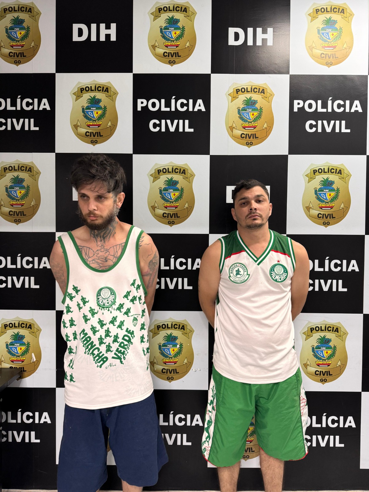 Dupla é presa suspeita de homicídio