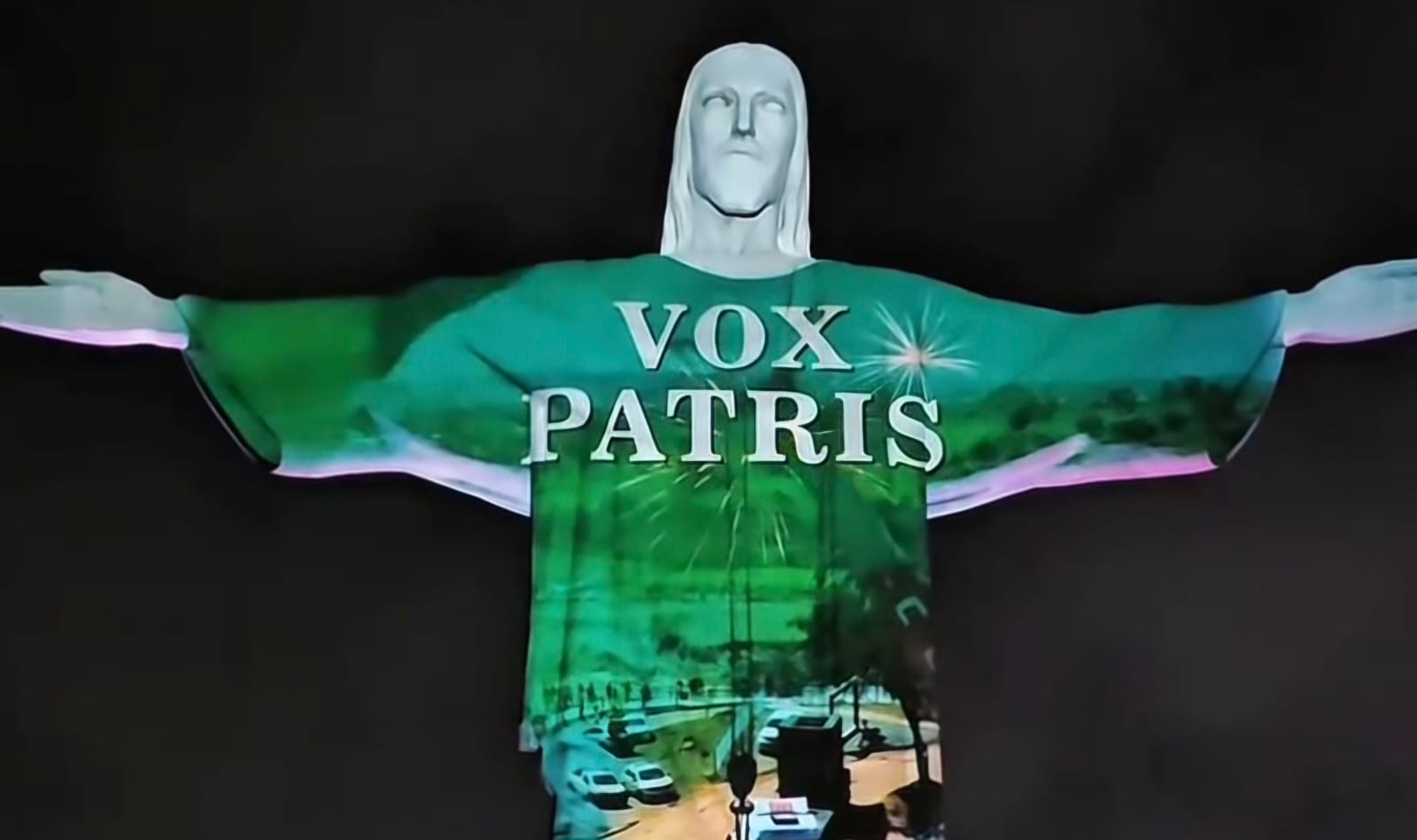 Imagem do Divino Pai Eterno ilumina Cristo Redentor em ato de divulgação da Romaria de Trindade 2025